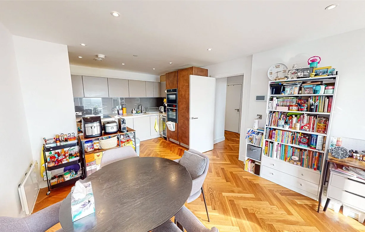 2 bedroom apartment for sale - Bentley Hurst