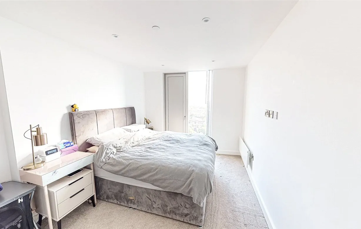 2 bedroom apartment for sale - Bentley Hurst