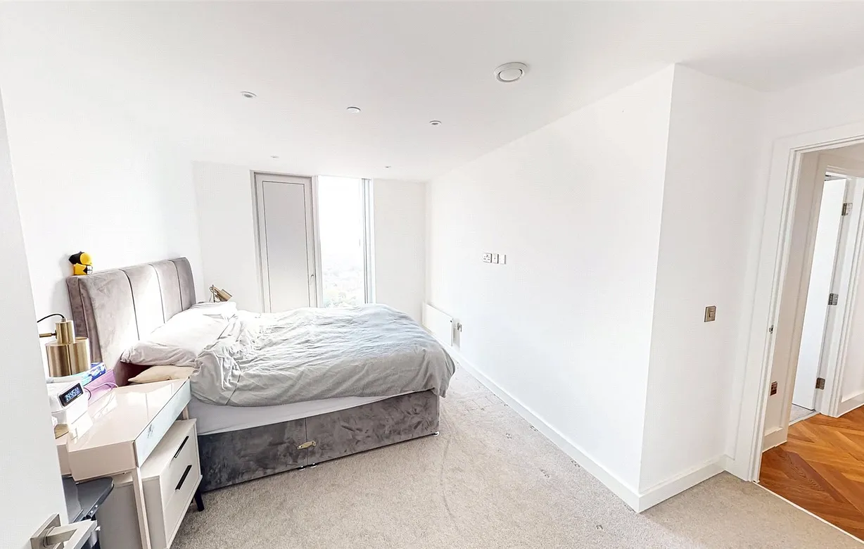 2 bedroom apartment for sale - Bentley Hurst