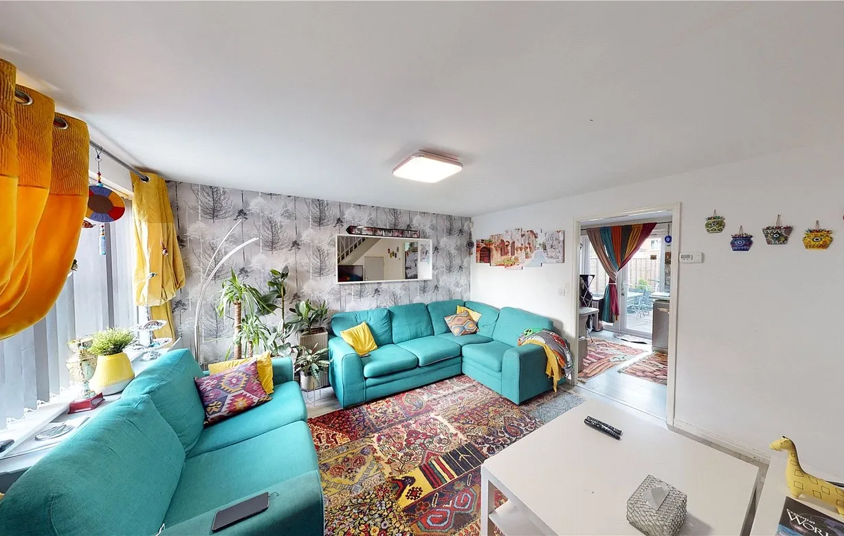 3 bedroom house for sale - Bentley Hurst