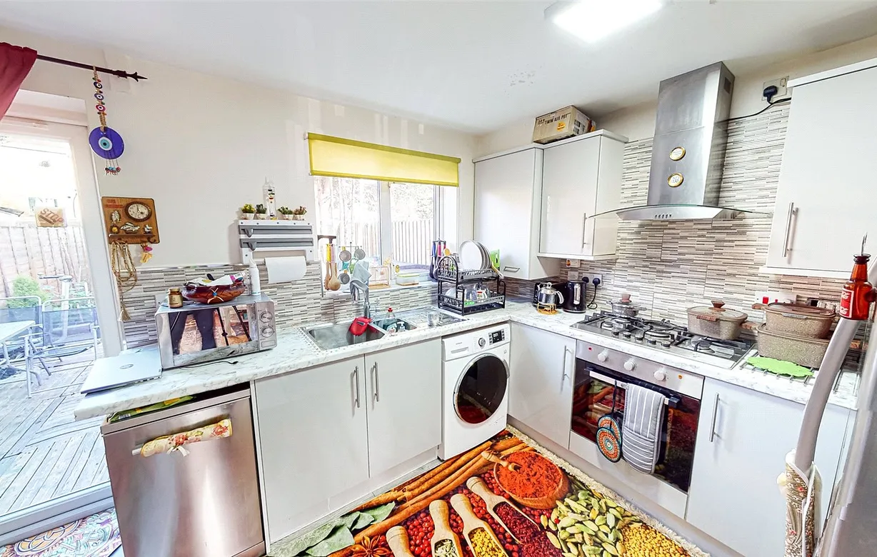 3 bedroom house for sale - Bentley Hurst