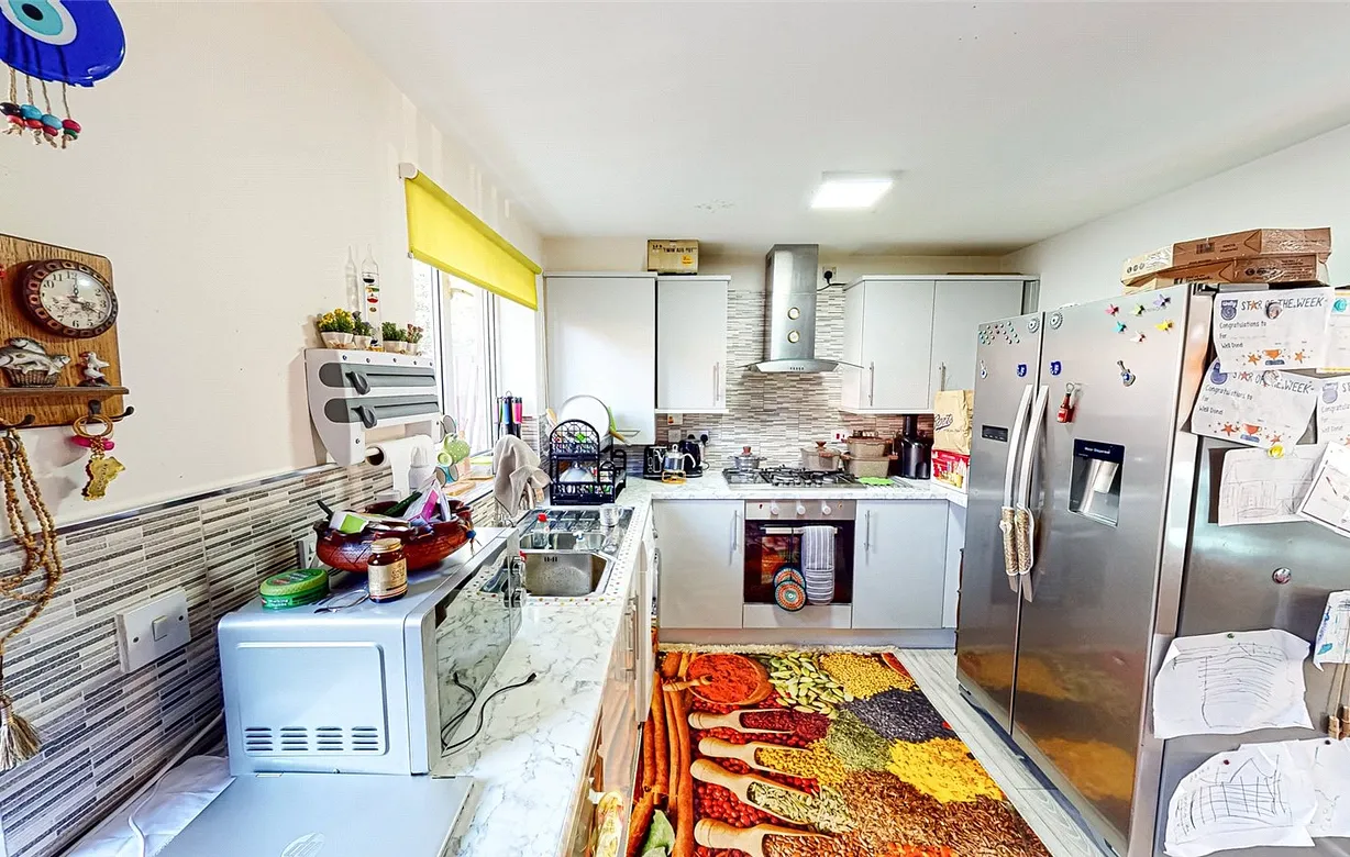 3 bedroom house for sale - Bentley Hurst