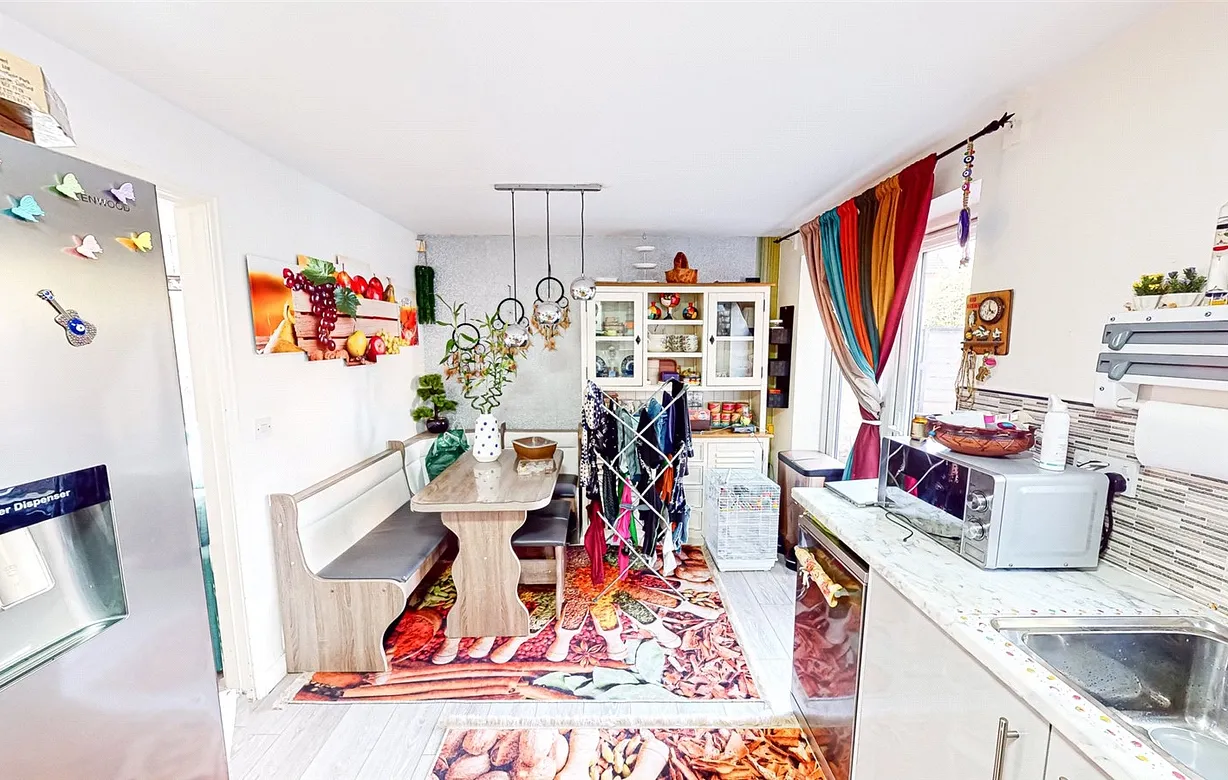 3 bedroom house for sale - Bentley Hurst