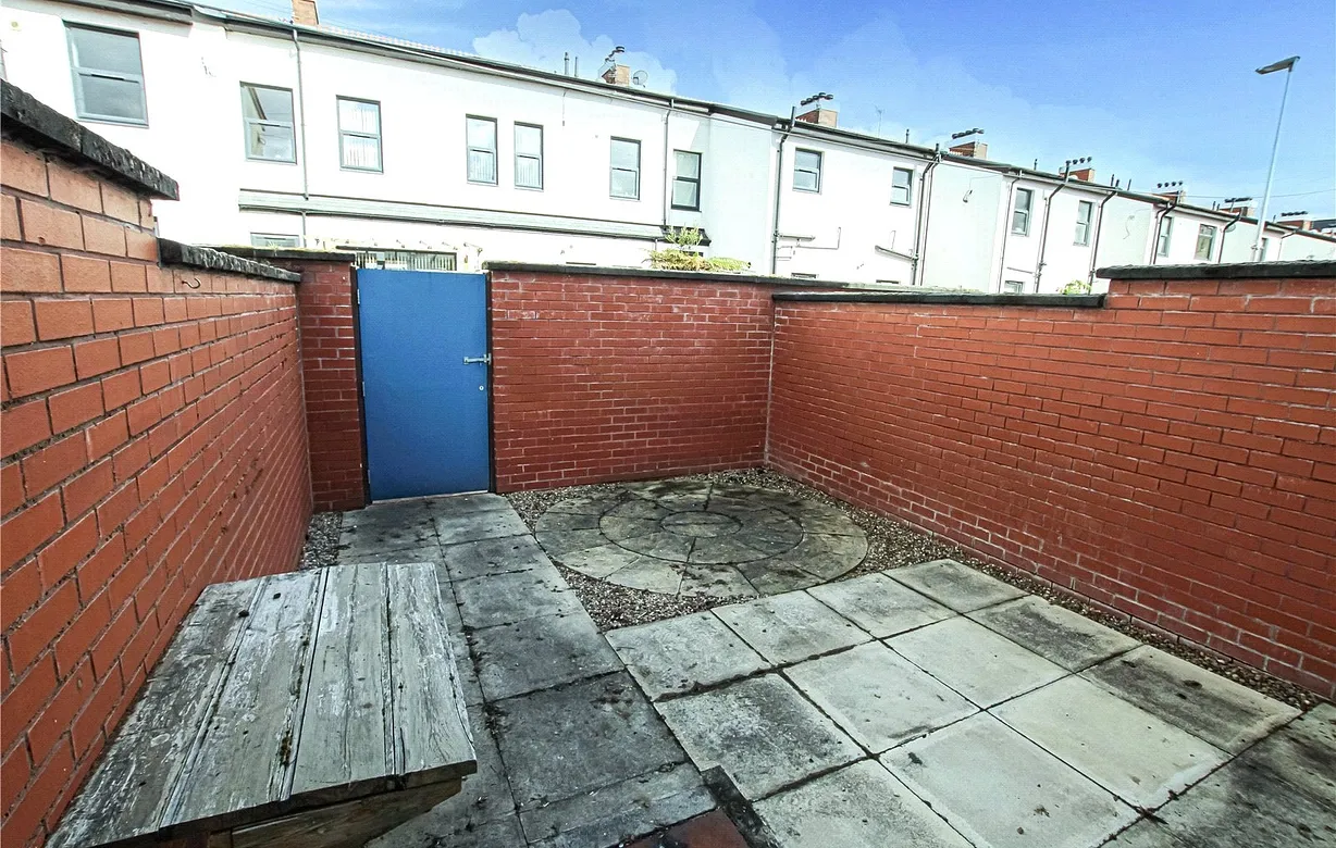 3 bedroom house to rent - Bentley Hurst