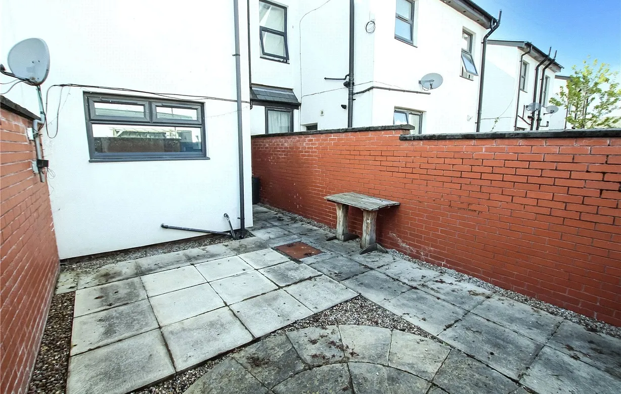 3 bedroom house to rent - Bentley Hurst