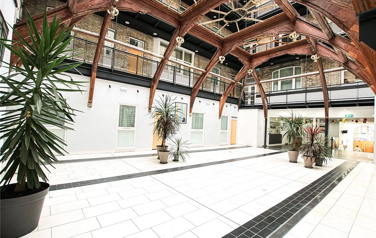 2 bedroom apartment to rent - Bentley Hurst