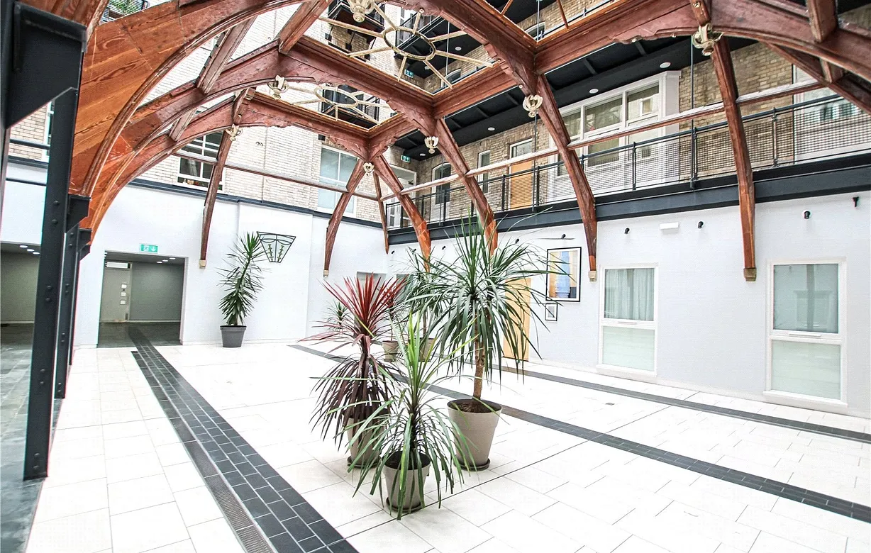 2 bedroom apartment to rent - Bentley Hurst
