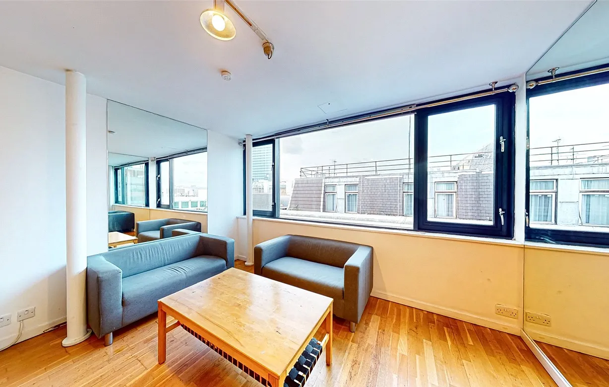 2 bedroom apartment to rent - Bentley Hurst