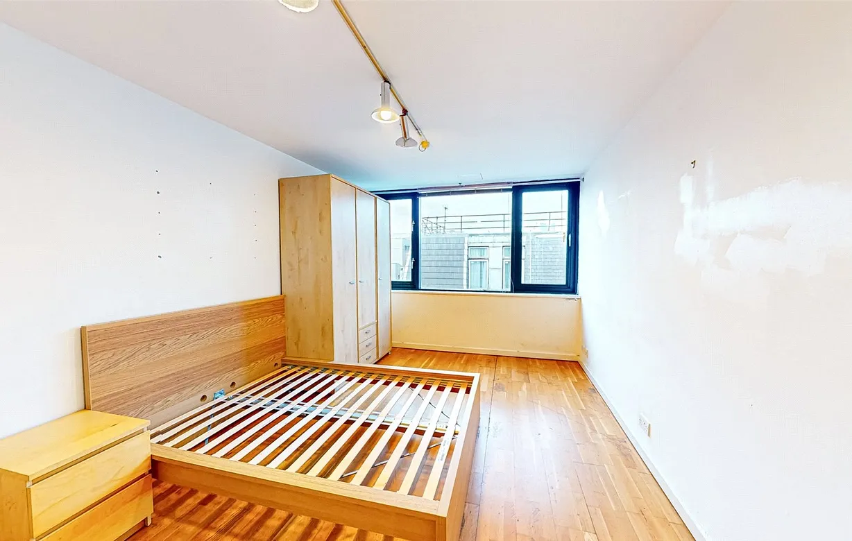 2 bedroom apartment to rent - Bentley Hurst