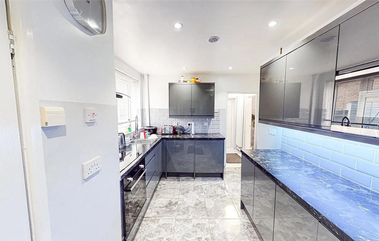 2 bedroom house to rent - Bentley Hurst