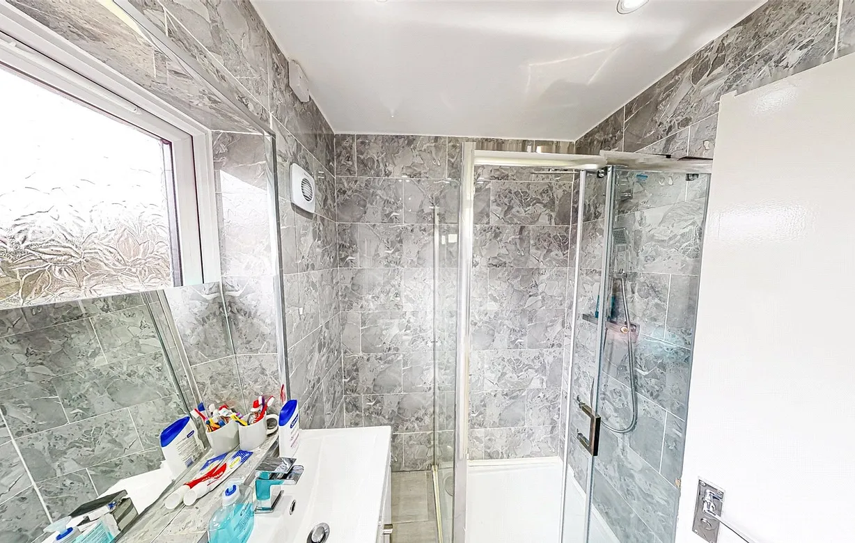 2 bedroom house to rent - Bentley Hurst