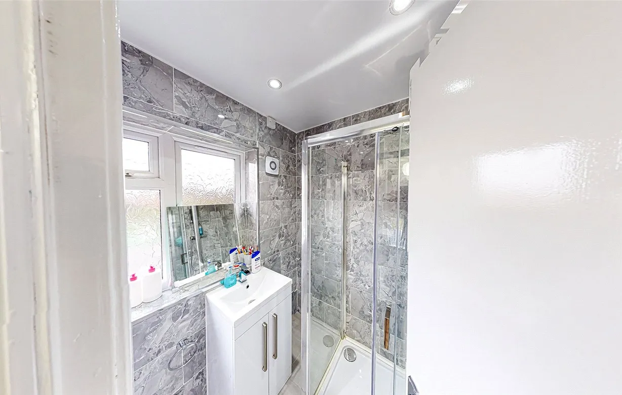 2 bedroom house to rent - Bentley Hurst