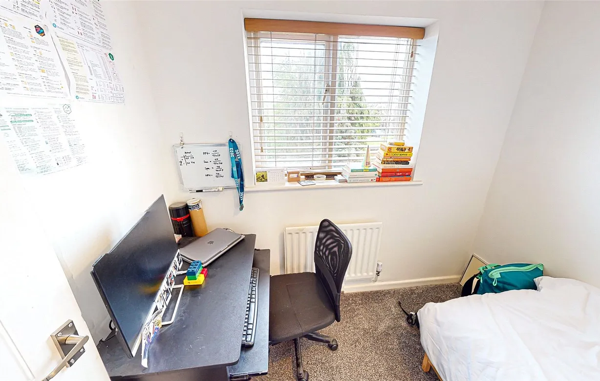 3 bedroom house for sale - Bentley Hurst