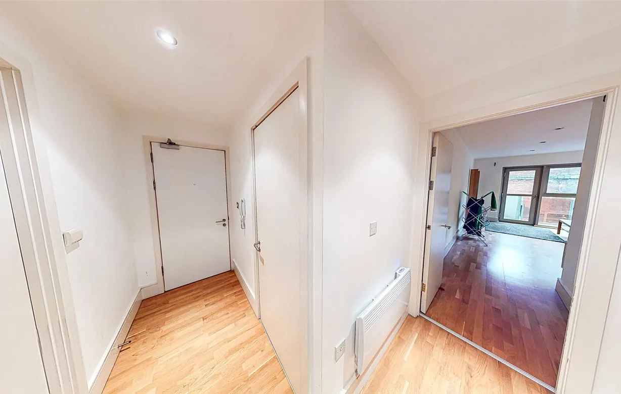 2 bedroom apartment to rent - Bentley Hurst