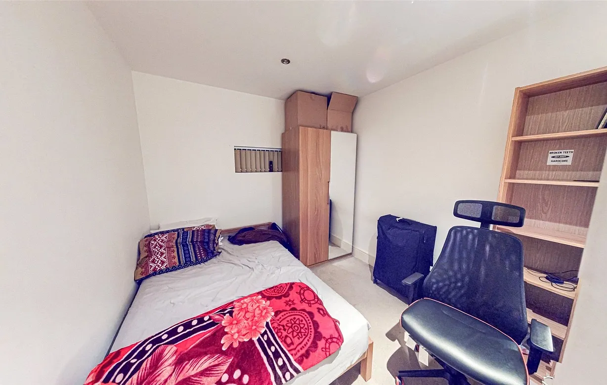 2 bedroom apartment to rent - Bentley Hurst