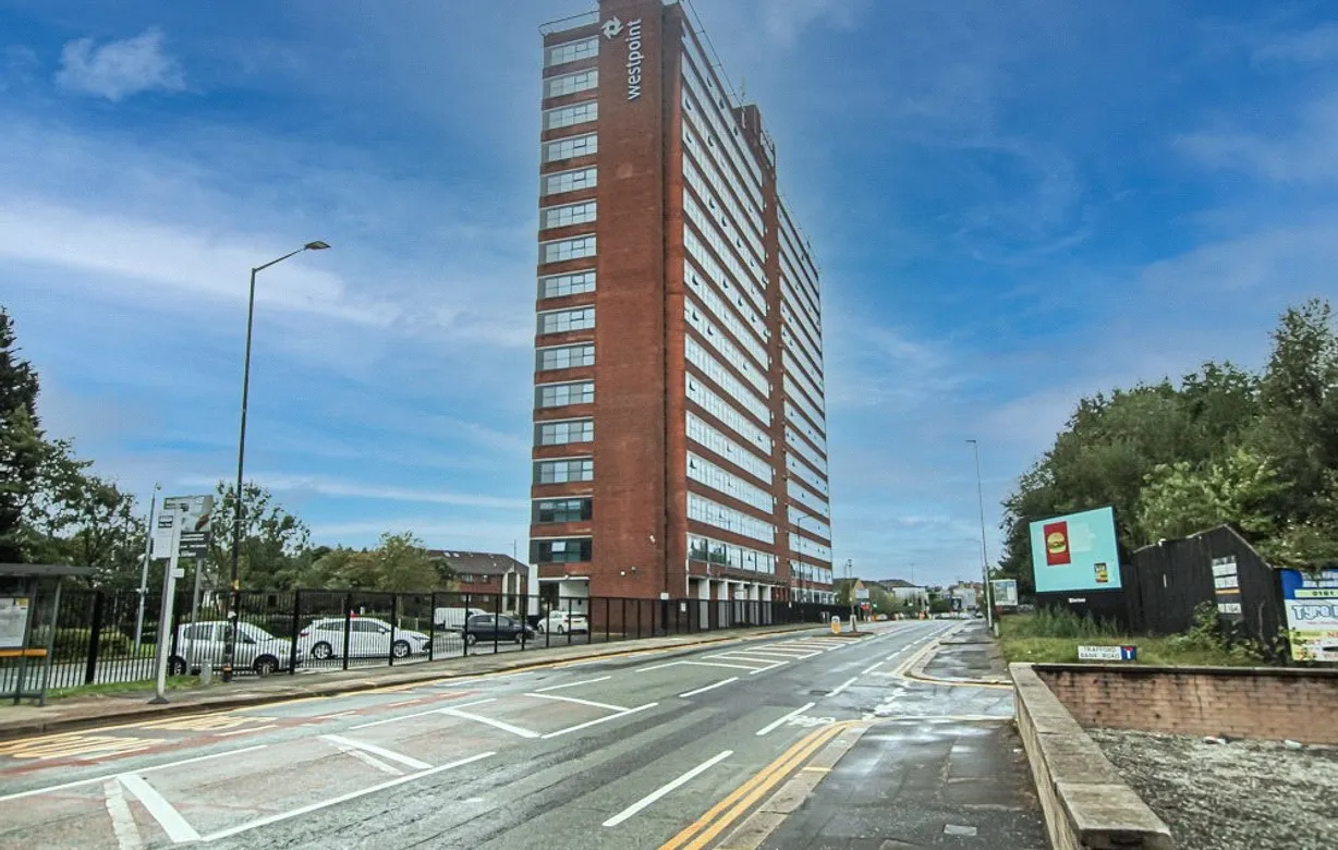 1 bedroom apartment for sale - Bentley Hurst