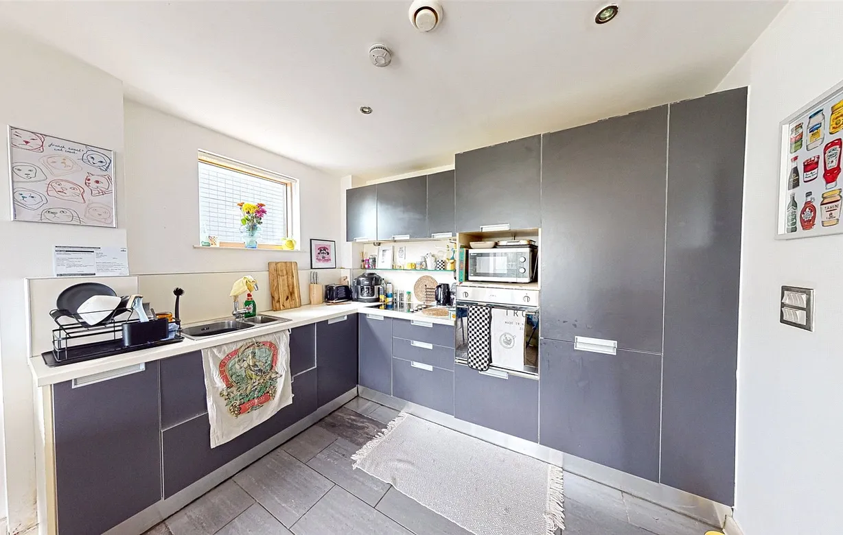 2 bedroom apartment to rent - Bentley Hurst