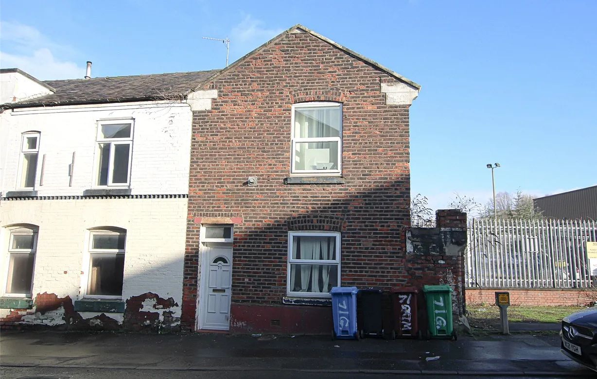 2 bedroom house for sale - Bentley Hurst