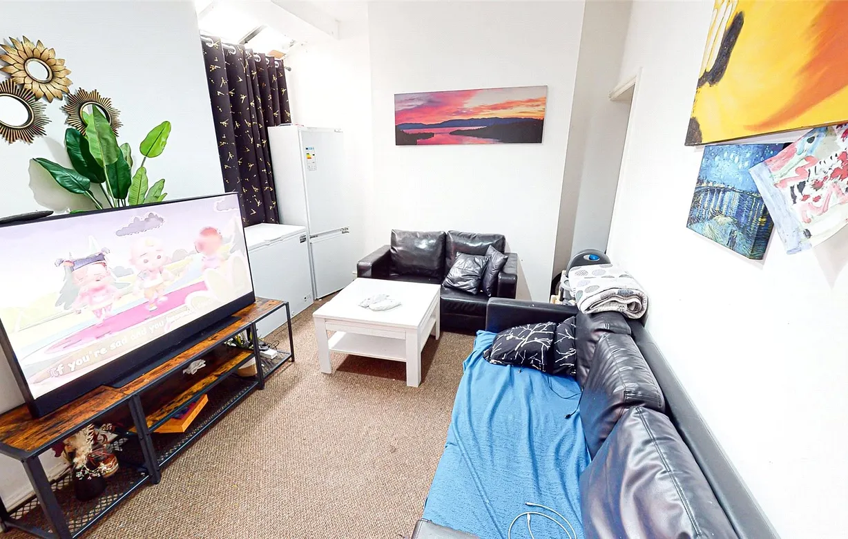 2 bedroom house for sale - Bentley Hurst