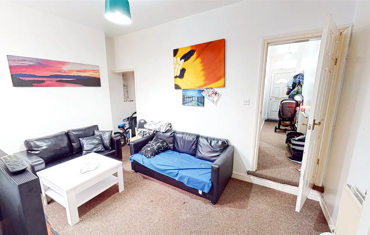 2 bedroom house for sale - Bentley Hurst