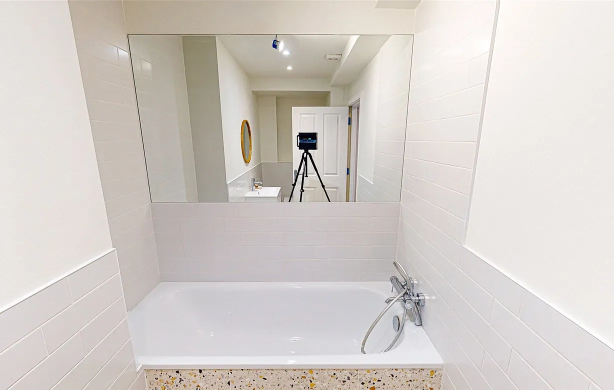 2 bedroom apartment for sale - Bentley Hurst