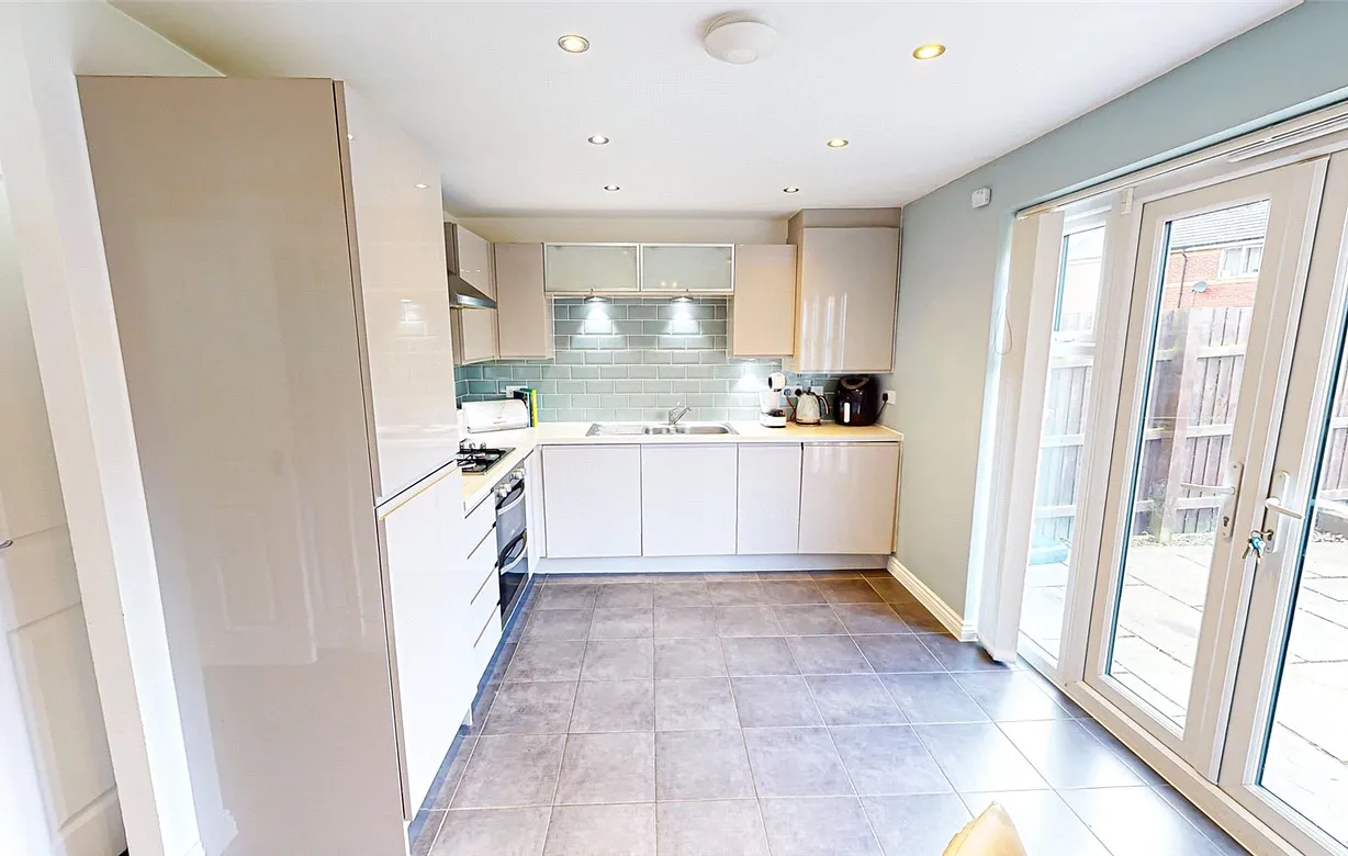 3 bedroom house for sale - Bentley Hurst