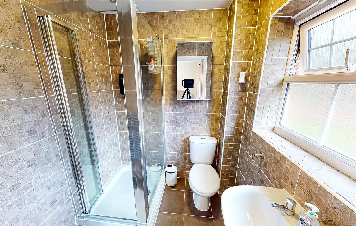 3 bedroom house for sale - Bentley Hurst