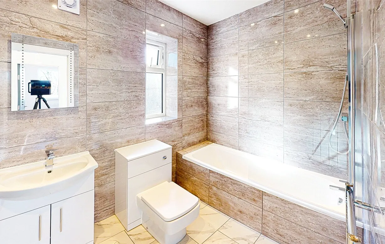 4 bedroom house for sale - Bentley Hurst