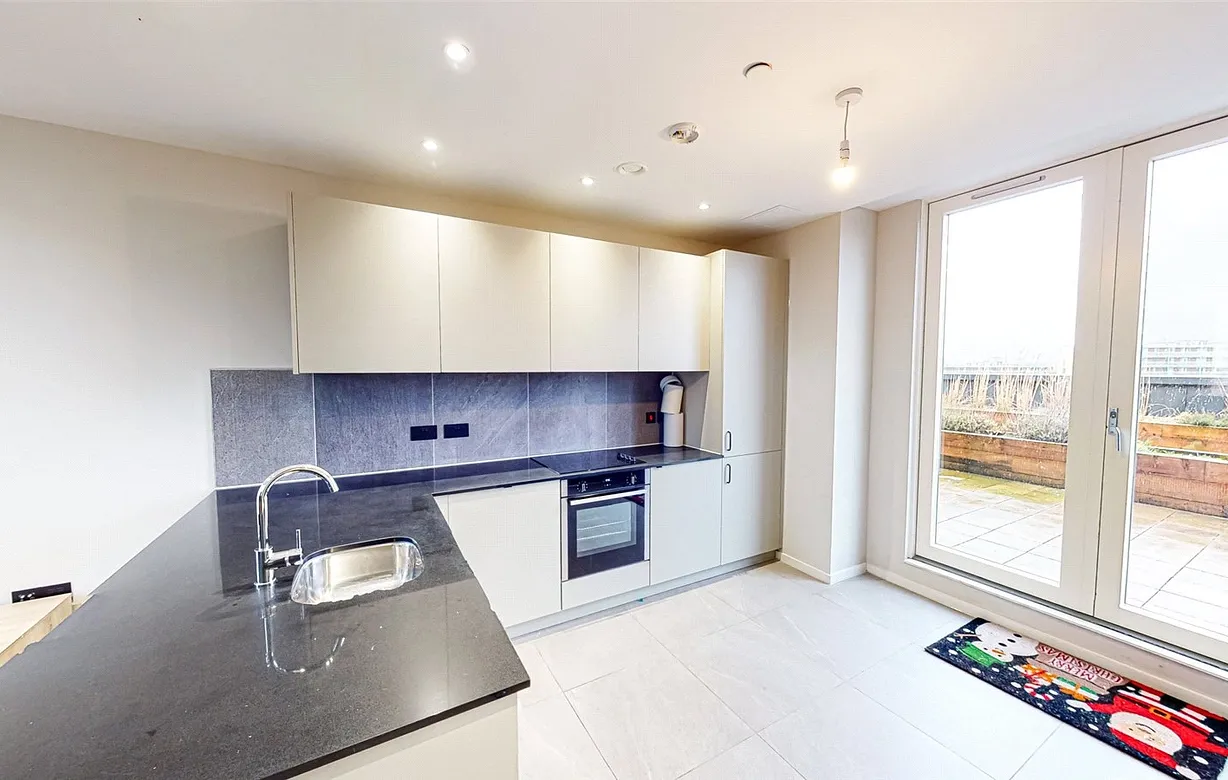 3 bedroom apartment to rent - Bentley Hurst
