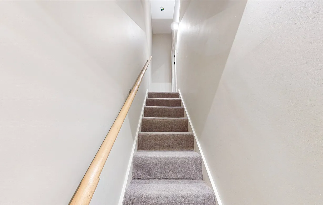 3 bedroom apartment to rent - Bentley Hurst