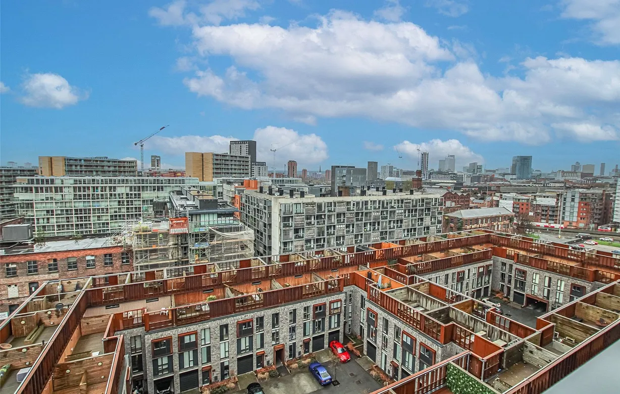 3 bedroom apartment to rent - Bentley Hurst