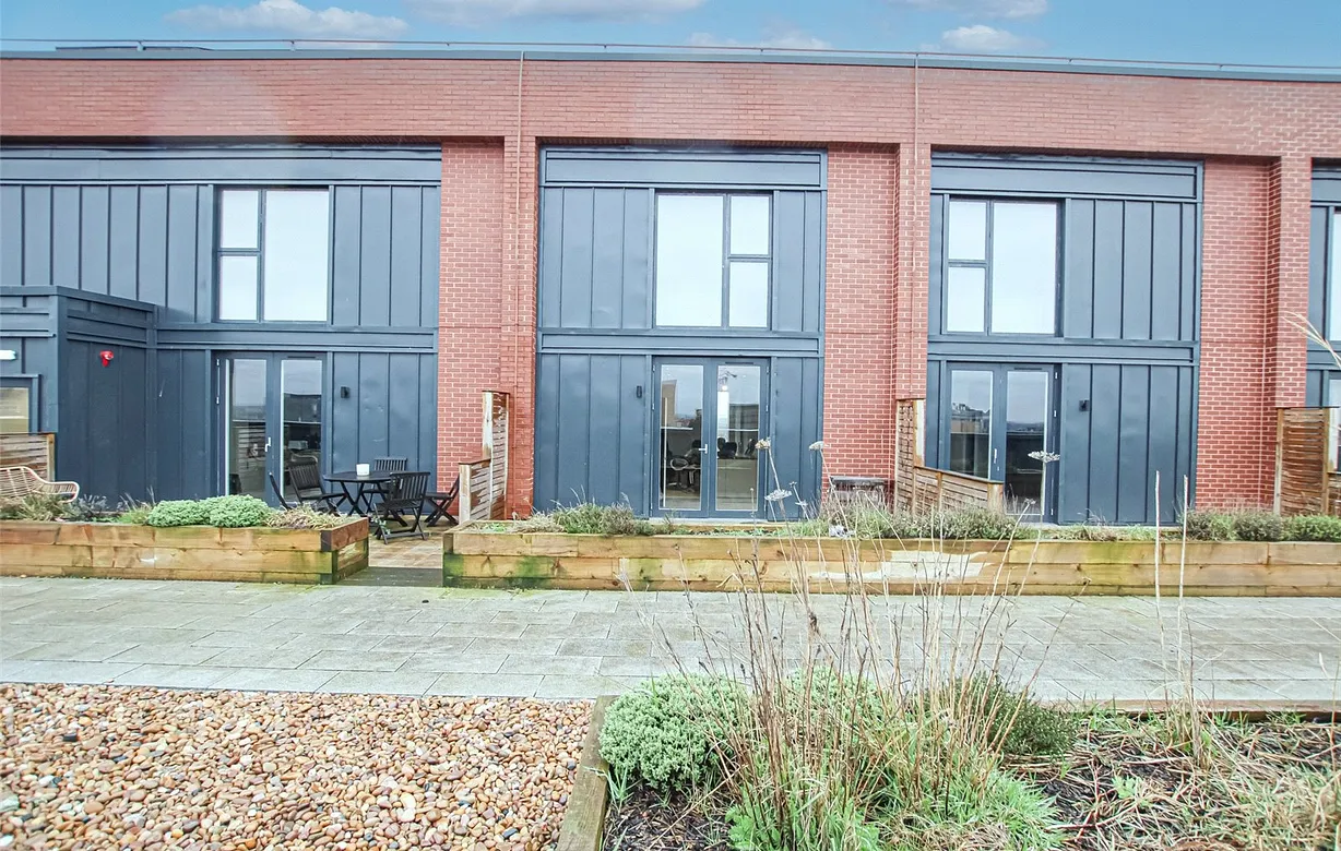 3 bedroom apartment to rent - Bentley Hurst