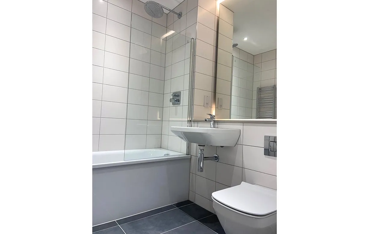 2 bedroom apartment to rent - Bentley Hurst