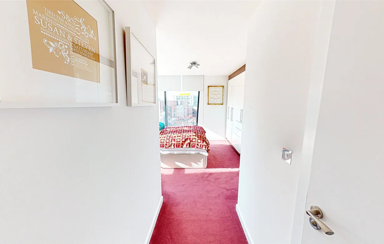 3 bedroom apartment for sale - Bentley Hurst