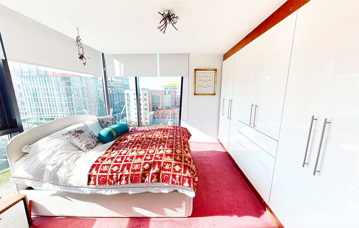 3 bedroom apartment for sale - Bentley Hurst