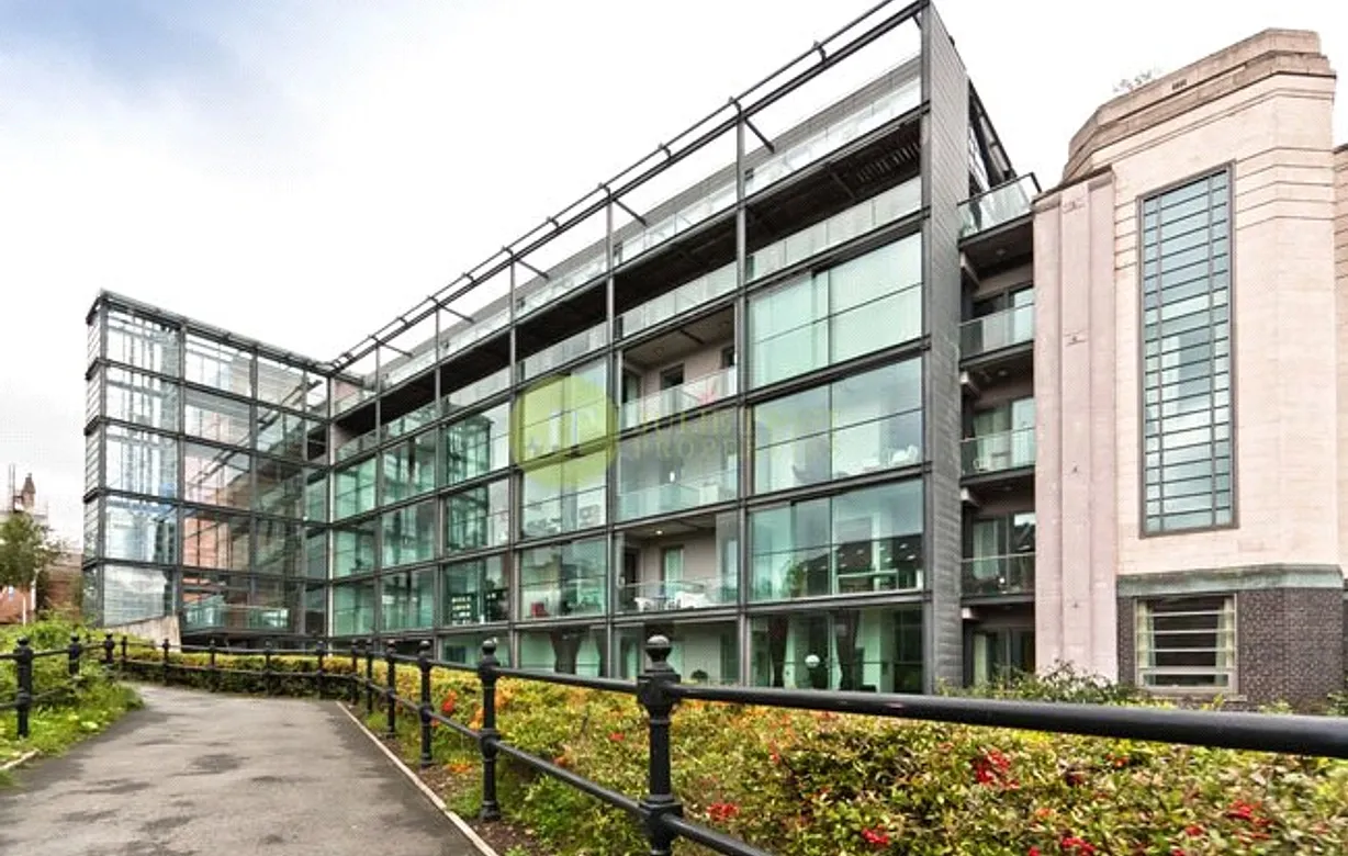 2 bedroom apartment to rent - Bentley Hurst