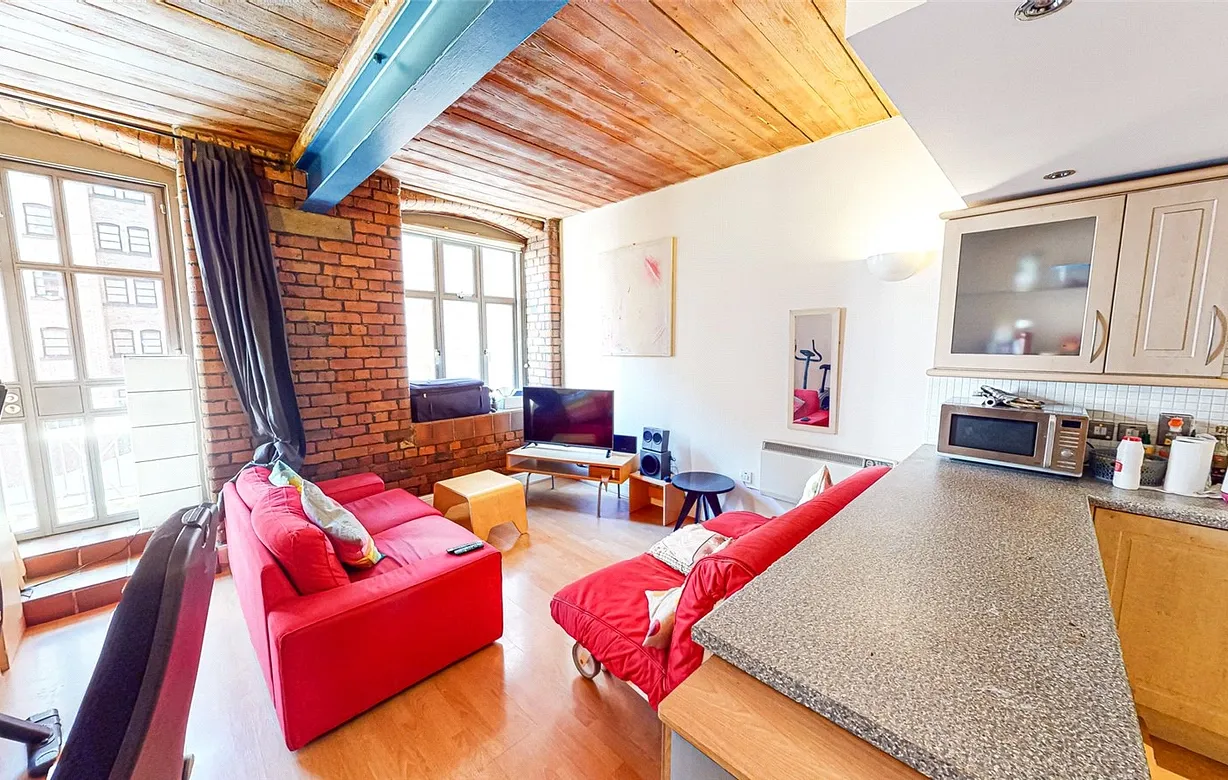 2 bedroom apartment to rent - Bentley Hurst