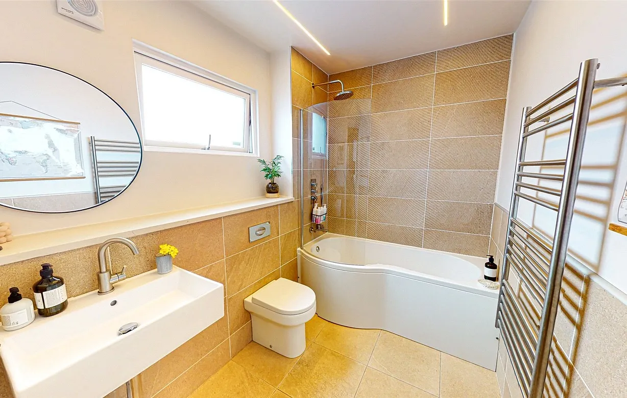 2 bedroom apartment for sale - Bentley Hurst