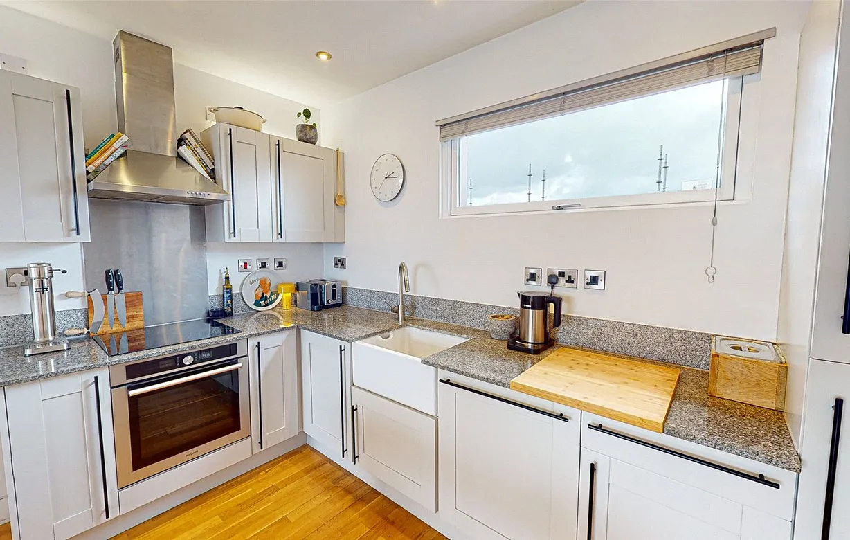2 bedroom apartment for sale - Bentley Hurst