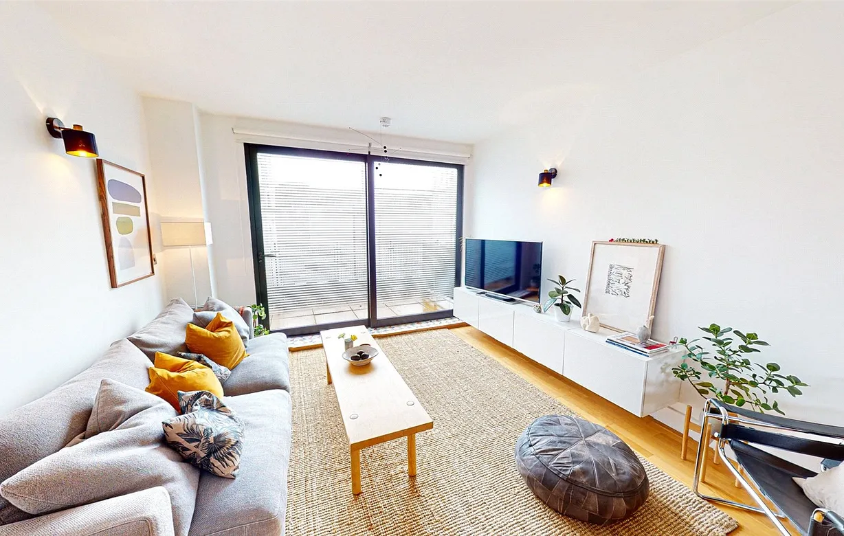 2 bedroom apartment for sale - Bentley Hurst