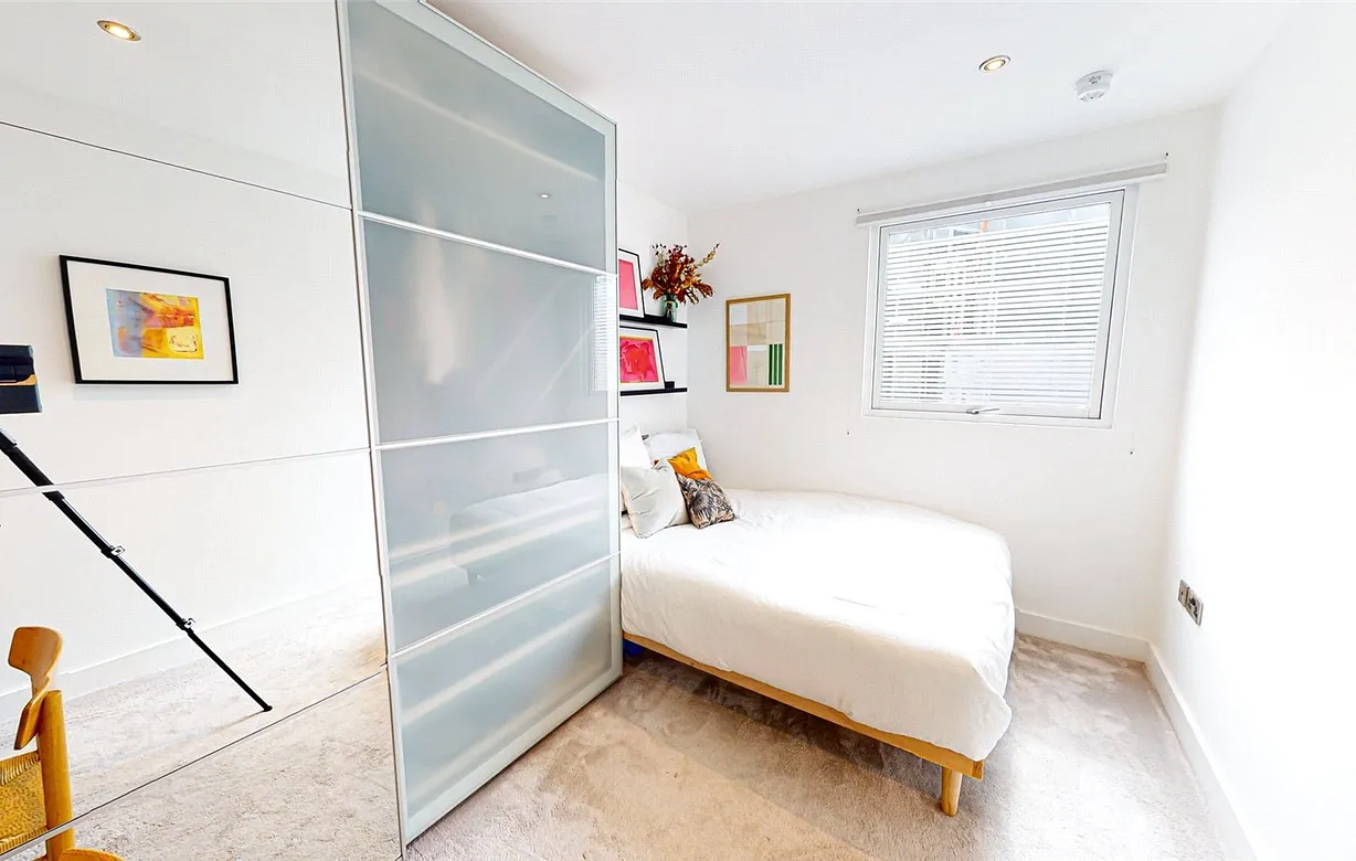 2 bedroom apartment for sale - Bentley Hurst