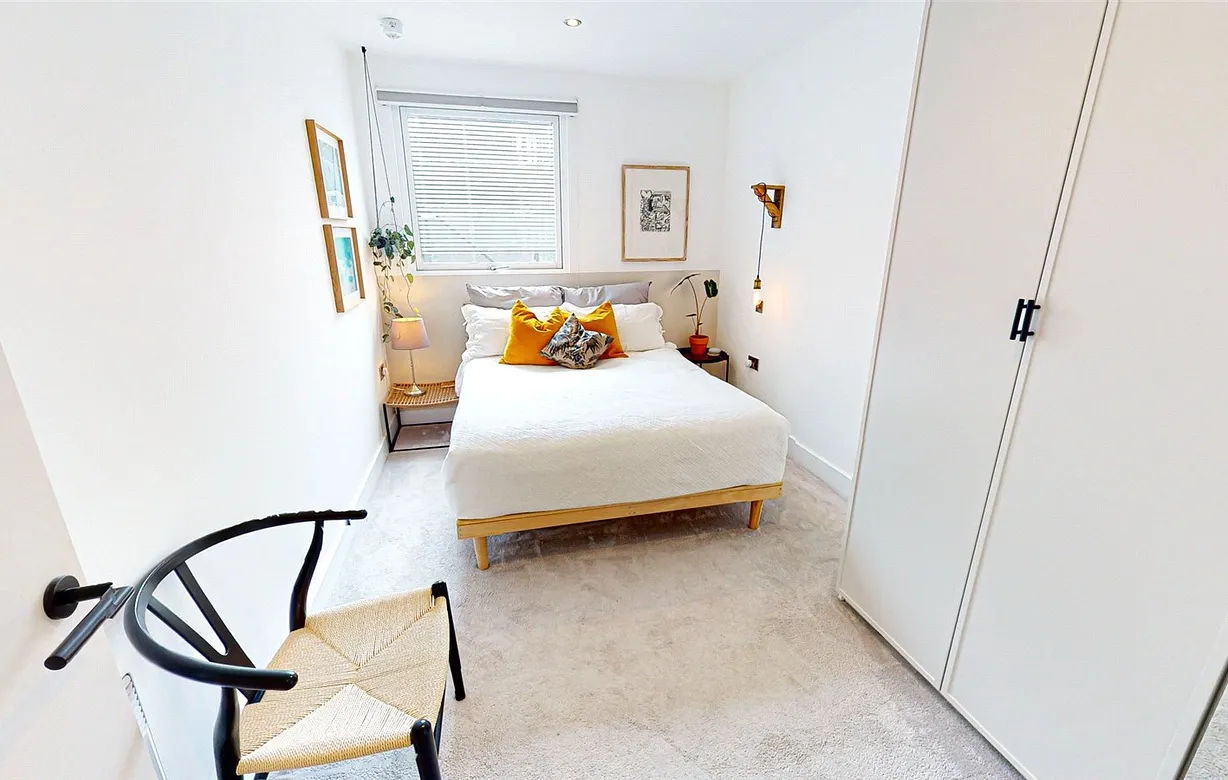 2 bedroom apartment for sale - Bentley Hurst