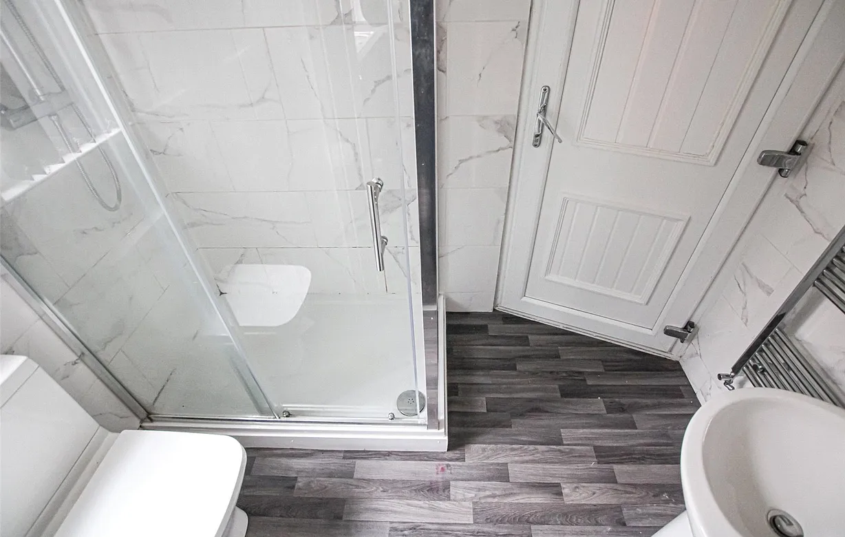 2 bedroom house to rent - Bentley Hurst
