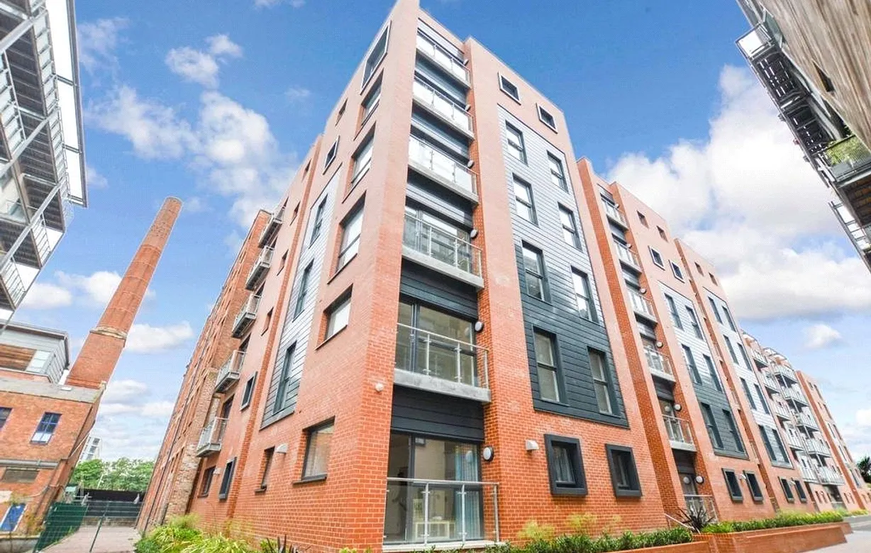 1 bedroom apartment to rent - Bentley Hurst