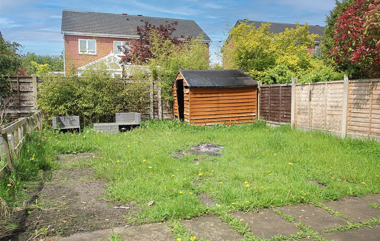 2 bedroom house for sale - Bentley Hurst