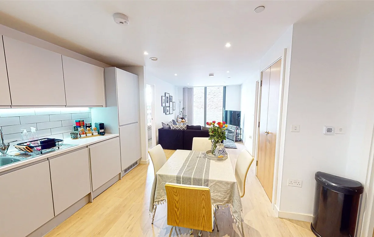 2 bedroom apartment for sale - Bentley Hurst