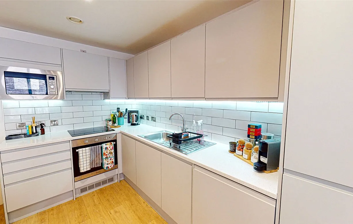 2 bedroom apartment for sale - Bentley Hurst
