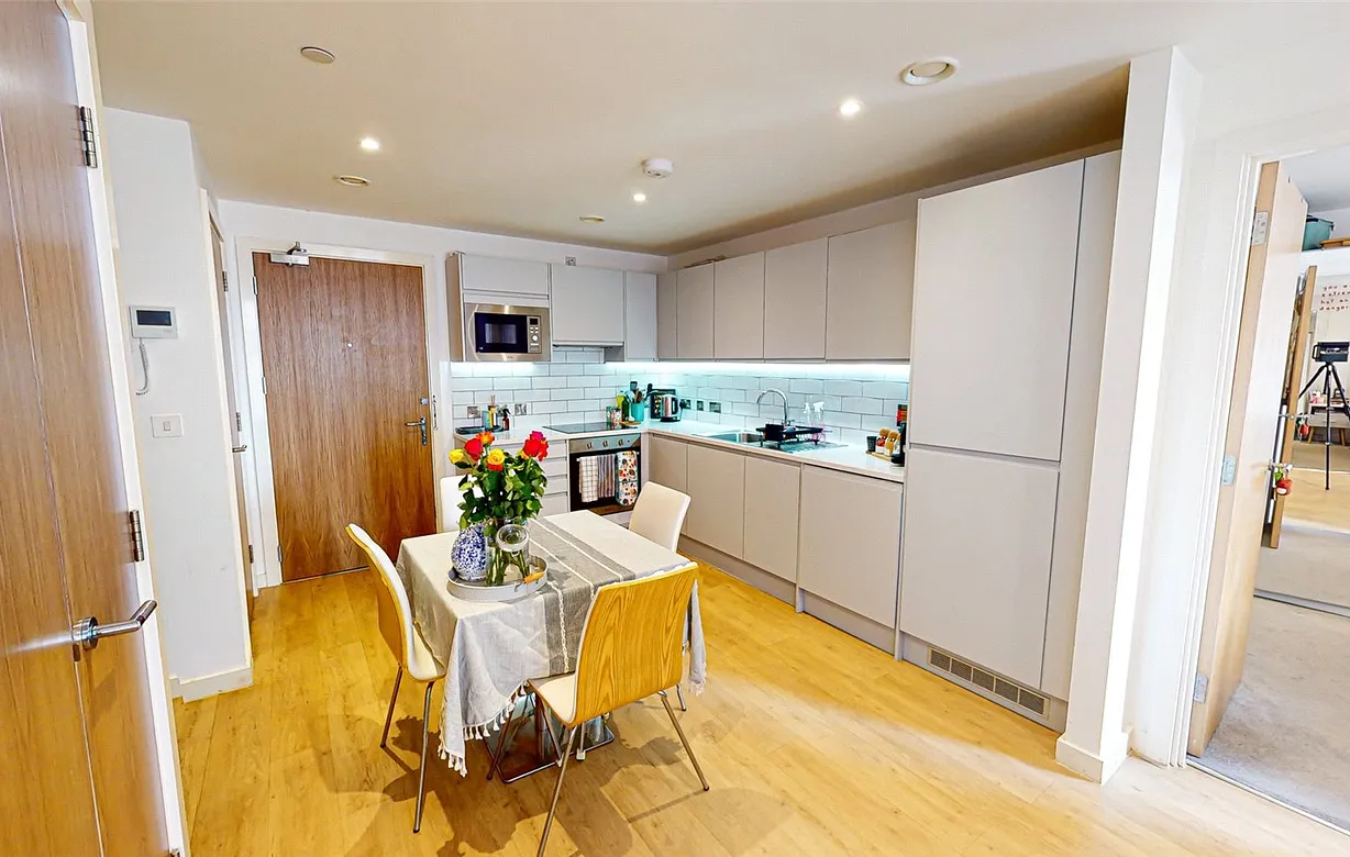 2 bedroom apartment for sale - Bentley Hurst
