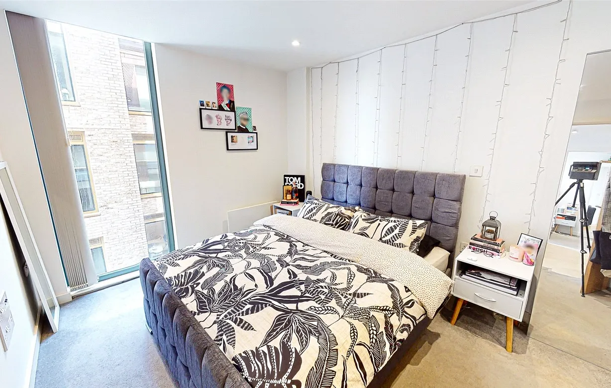 2 bedroom apartment for sale - Bentley Hurst