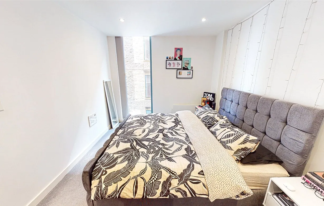 2 bedroom apartment for sale - Bentley Hurst